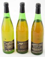 1975-1985 Hosszúhegyi válogatás, Hosszúhegyi Savignon Bl[anc] 1976, 1985 és Hosszúhegyi Rajnai Rizling 1975, 3 palack muzeális bor, hajós-bajai borvidék, pincében, szakszerűen tárolt bontatlan palack fehérbor, kopott, kissé sérült címkékkel, 0,75lx3