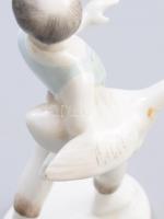 Hollóházi hal + libát hordó fiú, jelzett, m: 13-15,5 cm