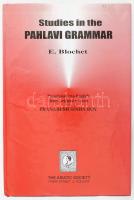 E. Blochet: Studies in the Pahlavi Grammar. Translated into English from original French by Pranabesh Sinha Roy. Kolkata,2005,The Asiatic Society. Kiadói egészvászon-kötés, kissé szakadt kiadói papír védőborítóban, a papírborító a vászonborítóhoz ragad, kissé dohos.