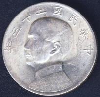 Kína / Köztársaság 1934. 1$ Ag T:2 kis k.