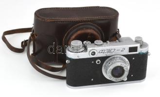 Fed-2 fényképezőgép, Fed 1:3,5 F=50 objektívvel, bőr tokjában.