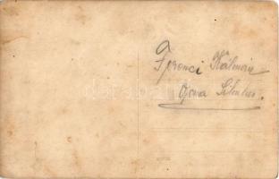 Vízakna, Salzburg, Ocna Sibiului; Ferenci Kálmán egyenruhában, háttérben a nagyszálloda / soldier in...