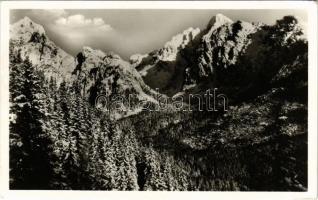 1950 Tátra, Magas-Tátra, Vysoké Tatry; Pohlad s Hrebienka do Malej studenej doliny / kilátás a Tarajkáról a Kis-Tarpataki-völgyre / view from Hrebienok to Malá Studená dolina valley (EK)