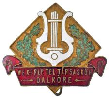 ~1930. "Wekerle Tel. Társaskör Dalköre" zománcozott bronz dalos jelvény (38x34mm) T:XF zománchiba