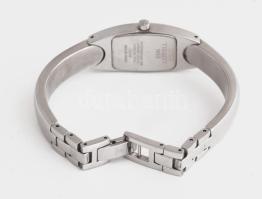 Tissot női karóra, fém szíjjal, működik, dobozában