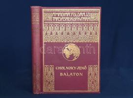 Cholnoky Jenő:  Balaton. 120 képpel. Budapest, [1937]. Franklin-Társulat Magyar Irodalmi Intézet és Könyvnyomda. 191 + [1] p. + 24 t. (kétoldalas). Első kiadás. Cholnoky Jenő (1870?1950) földrajztudós, földrajzi író klasszikus kismonográfiája a Balatonról. Oldalszámozáson belül szövegközti és egész oldalas geológiai ábrákkal, térképvázlatokkal. A munka elsősorban a tó geológiai és meteorológiai jellegzetességeire koncentrál, de röviden kitér a térség történetére és emberföldrajzára is. (A Magyar Földrajzi Társaság Könyvtára.) Díszesen aranyozott kiadói egészvászon kötésben. Szép példány.