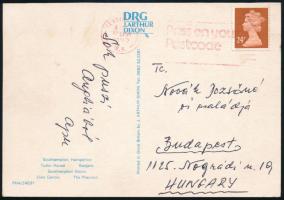 1990 Novák Dezső (1939-2014) kétszeres olimpiai bajnok labdarúgó, hátvéd, edző (játékosként és edzőként is volt az FTC tagja) autográf aláírása és sorai Angliából feleségének hazaküldött képeslapon