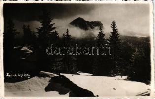 1940 Gyilkos-tó, Ghilcos, Lacul Rosu; télen / lake in winter. photo + "SZÁSZRÉGEN VISSZATÉRT 1940" So. Stpl (gyűrődés / crease)