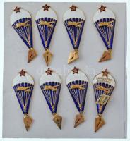 Szovjetunió DN "Ejtőernyős" zománcozott fém jelvény "1"-es (7x) és "2"-es bilétával, egyik 30 ugrás után T:AU Soviet Union ND "Paratrooper" enamelled metal badge with Nr. "1" (7x) and "2" tab, one is after 30 jumps C:AU