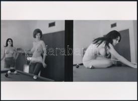 cca 1960 "Vetkőztetős biliárdjáték", szolidan erotikus felvétel, 1 db modern nagyítás, jelzés nélkül, 15x21 cm