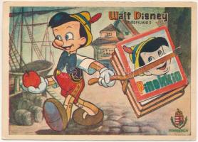 Walt Disney óriásfilm: Pinokkió. Hunniafilm mechanikus lap 10 db képpel. Kiadja dr. Nagy S. / Pinocchio. Hungarian edition mechanical postcard with 10 pictures (kis szakadás / small tear)