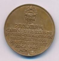Vatikán ~1949. "XII. Pius pápa" bronz emlékérem. Szign.: Aurelio Mistruzzi (37mm) T:AU pat...