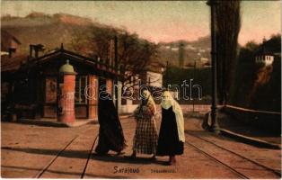 Sarajevo, Strassenbild. Verlag A. Thier / street view, tram stop (EK)