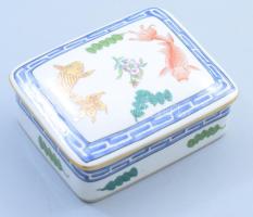 Herendi Poisson mintás bonbonniere. Kézzel festett, jelzett, kis kopással 10x9 cm