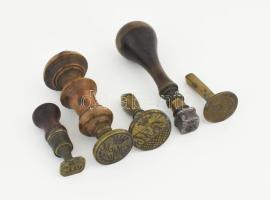 5 db bárói és grófi koronás pecsétnyomó XIX. sz.