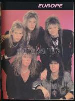 1987 Pop periszkóp '87. Szerk.: Czippán György. Fekete-fehér és színes fotókkal illusztrálva. K...