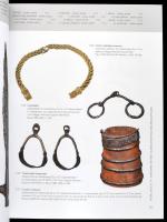 Ritoók Ágnes és Simonyi Erika (szerk.): Az Árpádok országa. Bp., 2022, MNM-MTA. Kiadói kartonált köt...