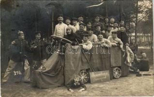 Reservisten transport. Carl Schmidt (Königsbrück) / első világháború, tartalékos német katonák szállítása / WWI German military, reservists transport. photo (fl)