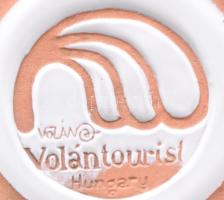 2 db festett kerámia korsó fém fedéllel. 12, 15 cm