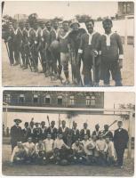 1913 2 db RÉGI Törekvés SE fotós képeslap, a "fehérek és négerek mérkőzése", szervező: Löwenrosen Károly, aki az első focilabdát Magyarországra hozta, a Törekvés SE elnöke, focisták. Az egyik lap hátulján a játékosok névsora / 2 pre-1945 Hungarian football match postcard, football players. photo