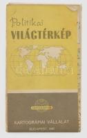 1961 Politikai világtérkép, 1 : 36.800.000, Bp., Kartográfiai Vállalat, a hajtások mentén kis szakadásokkal, 81x113,5 cm