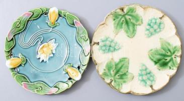 2 db Körmöcbányai fajansz tányér. jelzett, kis kopással d: 18 cm