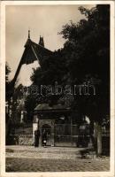 1941 Sepsiszentgyörgy, Sfantu Gheorghe; Székely Nemzeti Múzeum, székelykapu. Studio Kövér / Secuii national museum / Muzeul national (tűnyomok / pin marks)