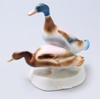 Zsolnay vadkacsa pár. Kézzel festett, jelzett, hibátlan. 18 cm