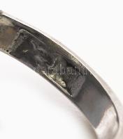 Aranyozott ezüst (Ag) gyűrű kövekkel, jelzett, méret: 54, bruttó: 9,3 g