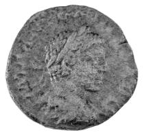 Római Birodalom / Róma / Heliogabalus 219. Denarius Ag (2,58g) T:F Roman Empire / Rome / Elagabalus 219. Denarius Ag "IMP ANTONI[NVS AVG] / FIDES MIL[ITVM]" Fides standing front, head right, holding standard and vexillum (2,58g) T:VF RIC IV 73