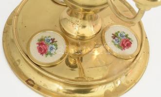 Gyertyatartó, réz színű, gobelines díszítéssel 22 cm