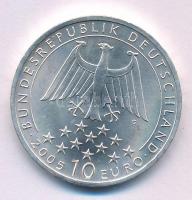 Németország 2005G 10E Ag "Friedrich Schiller halálának 200. évfordulója" fóliatokban T:UNC-AU Germany 2005G 10 Euro Ag "200th Anniversary of the Death of Friedrich Schiller" in foil packing C:UNC-AU Krause KM#239