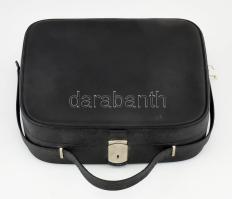 Erika írógép, táskában, használt, 32x27x7 cm