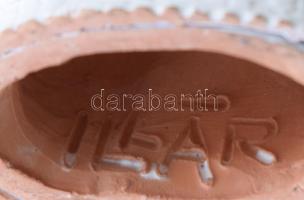 Illár Erzsébet (1940-): Szerelmespár. Jelzett, m: 16 cm