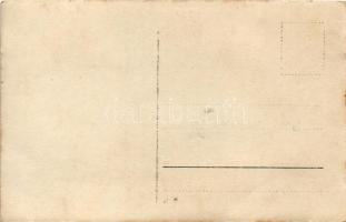 Leskovac, Leskovatz; Church of the Holy Great Martyr Dimitrije, soldiers. photo (EK)