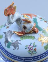 Herendi Poisson mintás koi halas fedeles váza, halas mintával. Kézzel festett, jelzett, hibátlan, er...