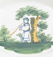 cca 1880-1910, Apátfalva 5 darab dísztál, jelzett, közte fészekre szálló madár, pipázó csikós, fülel...