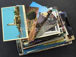 Kb. 200 db MODERN külföldi város képeslap / Cca. 200 MODERN foreign town-view postcards