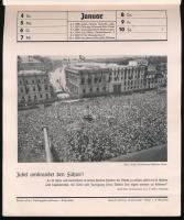 1942 Adolf-Hitler-Kalender. Fekete-fehér fotókkal illusztrált falinaptár. Dresden, Deutsches Verlags...
