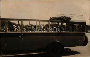 Wien, Vienna, Bécs; Rundfahrt durch Wien mit den Vereinigten Wiener Auto Rundfahrten. I. Oper, Kärtnerstrasse 40. / tourist autobus round trip company advertisement. Photo Tanner I. (EK)