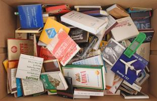 Vegyes modern gyufásdoboz tétel, kb. 100 db.