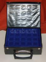 Kisalakú éremtartó koffer 7db tálcával, 1db 12 férőhellyel, 2db 20 férőhellyel, 1db 24 férőhellyel, 3 db 48 férőhellyel