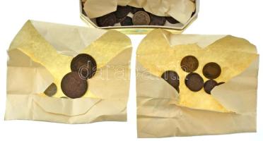 ~800g vegyes 1920. előtti osztrák és magyar krajcár tétel, közte rossz állapotú ezüst, dobozban T:vegyes