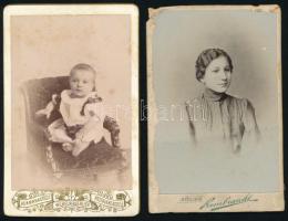cca 1900 Fiatal hölgy és kisgyerek portréja nagyszebeni műtermekből, 2 db keményhátú fotó sérülésekkel, 10,5×6,5 cm