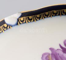 Meisseni teás készlet. Hat személyes, hiányos, (egy alj hiány) kézzel festett, jelzett lepattanásokk...