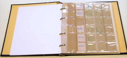 Gyűrűs éremtartó album, 12db lappal, elválasztólapokkal, klf méretű érmékhez, használt