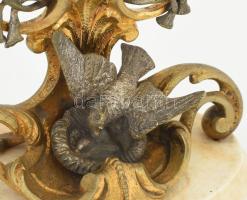 Szecessziós zsebóratartó, tüziaranyozott részekkel, 1 pótlással és márvány talpon lepattanással. Gaz...