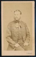 cca 1870 Elegáns úr portréja, vizitkártya Ferdinand Wittmann bécsi műterméből, 10,5x6,5 cm // cca 1870 Portrait of an elegant gentleman, cdv photo from the studio of Ferdinand Wittmann in Vienna (Wien), 10.5x6.5 cm