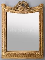 Copf keret, benne tükörrel. cca 18. sz. vége - 19. sz. eleje, részletgazdagon faragott fa, aranyszínű festéssel, jó állapotban, 42x33 cm