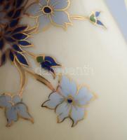 Zsolnay kékvirág mintás váza, jelzett, kézzel festett, hibátlan, m: 11,5 cm